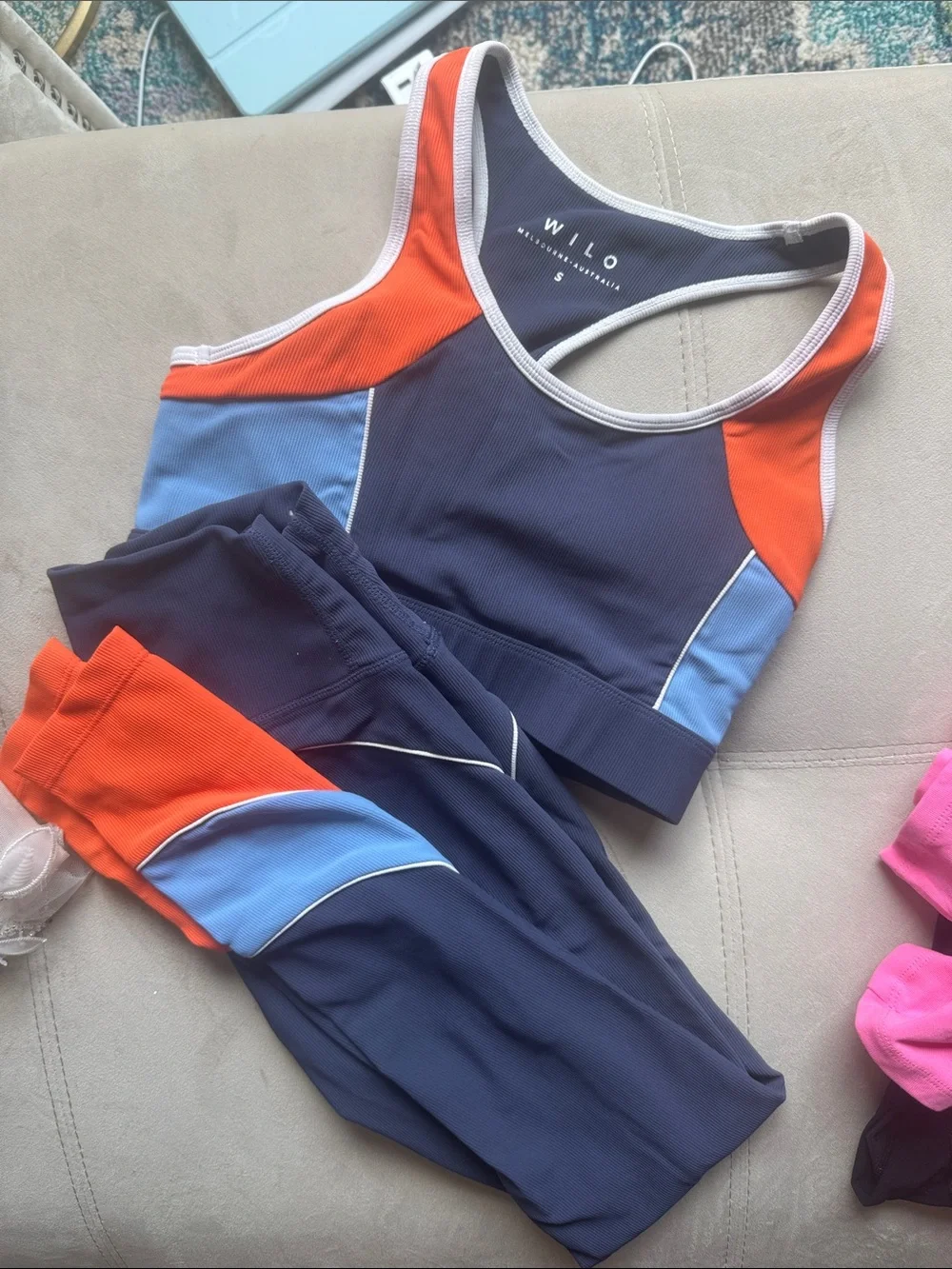 Willo Colorblock Sports Bra and Legging Set - Navy, Light Blue & Orange